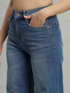 GUTI Flared Women Blue Jeans - Image 4